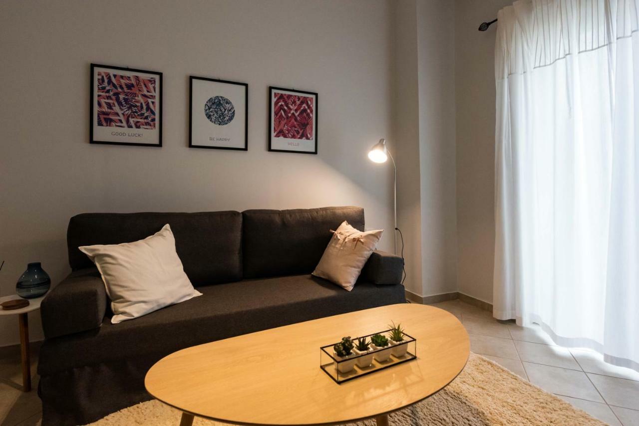 Avra Apartment Kalamáta Eksteriør bilde