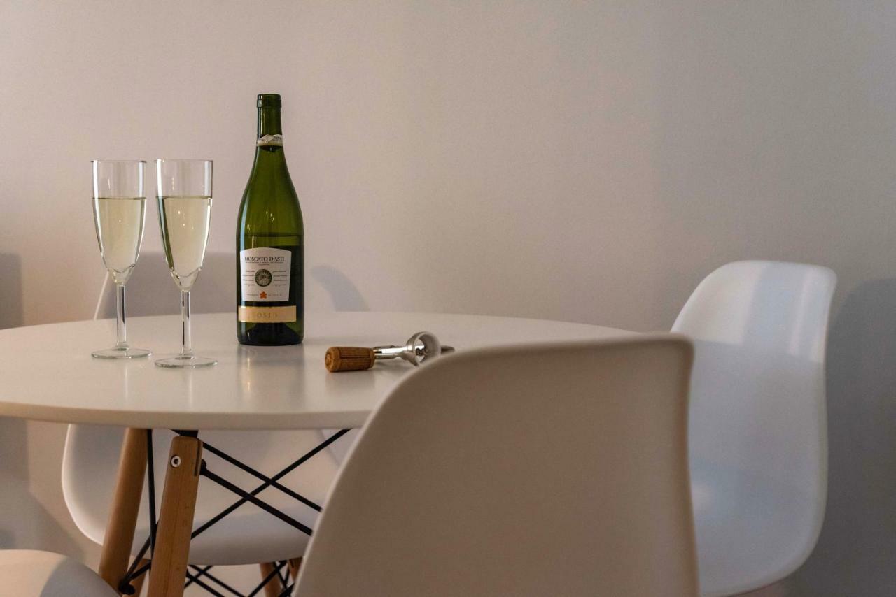 Avra Apartment Kalamáta Eksteriør bilde
