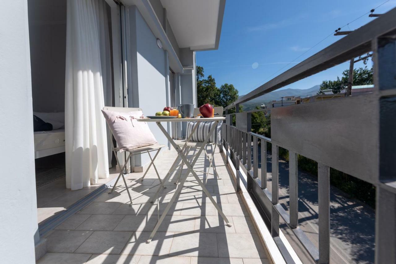 Avra Apartment Kalamáta Eksteriør bilde